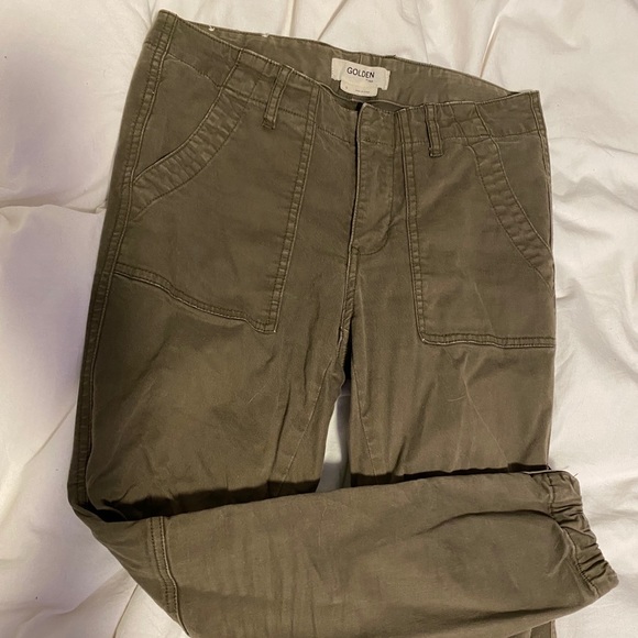 Aritzia Cargo Pants - Picture 1 of 6